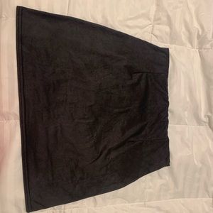 Pretty Little Thing BLACK SKIRT